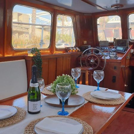 Classic Boat バルセロナ エクステリア 写真