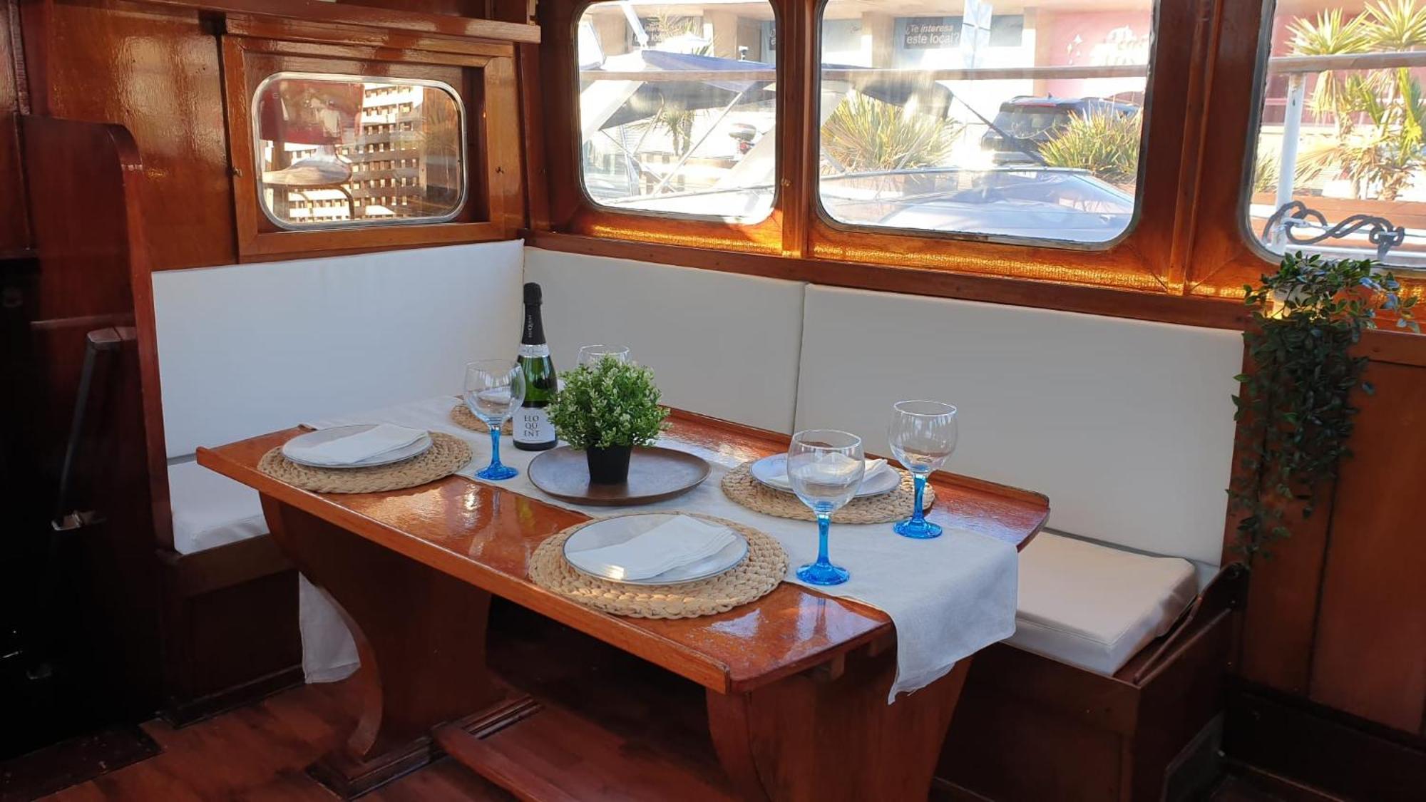 Classic Boat バルセロナ エクステリア 写真