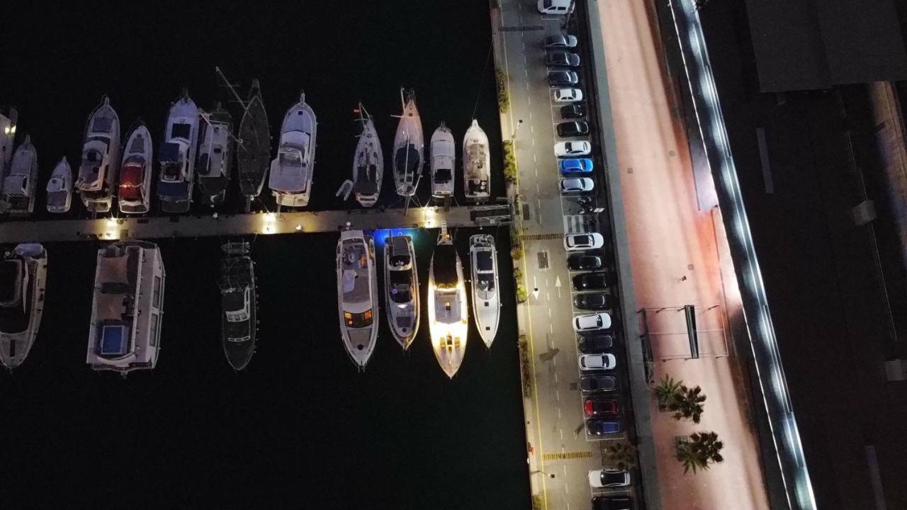 Classic Boat バルセロナ エクステリア 写真